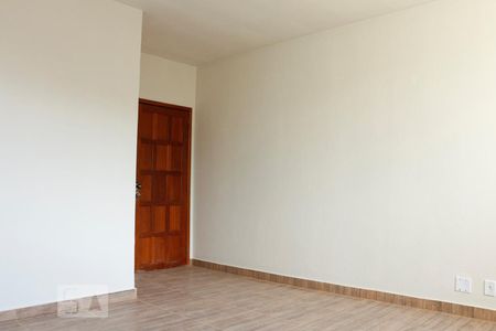 Sala de apartamento à venda com 2 quartos, 58m² em Cascadura, Rio de Janeiro
