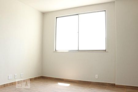 Sala de apartamento à venda com 2 quartos, 58m² em Cascadura, Rio de Janeiro