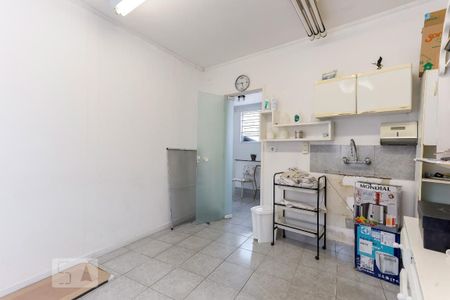 Casa à venda com 150m², 6 quartos e 2 vagas Casa à venda com 150m², 6 quartos e 2 vagasQuarto 5