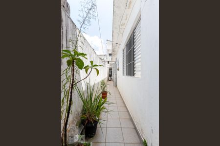 Casa à venda com 150m², 6 quartos e 2 vagas Casa à venda com 150m², 6 quartos e 2 vagasCorredor Externo