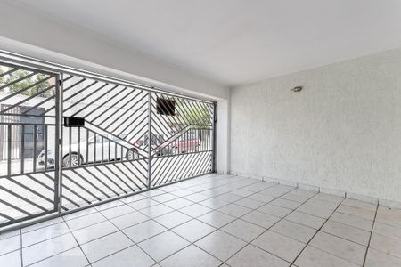 Casa à venda com 150m², 6 quartos e 2 vagas Casa à venda com 150m², 6 quartos e 2 vagasGaragem