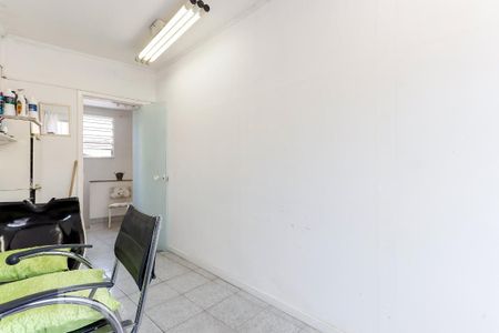 Casa à venda com 150m², 6 quartos e 2 vagas Casa à venda com 150m², 6 quartos e 2 vagasQuarto 6