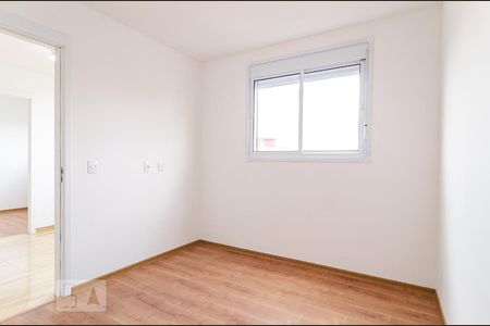 Quarto 1 de apartamento para alugar com 2 quartos, 36m² em Vila Guarani (z Sul), São Paulo