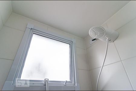 Banheiro Social de apartamento para alugar com 2 quartos, 36m² em Vila Guarani (z Sul), São Paulo