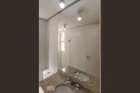 Apartamento à venda com 66m², 2 quartos e 1 vagaBanheiro Social