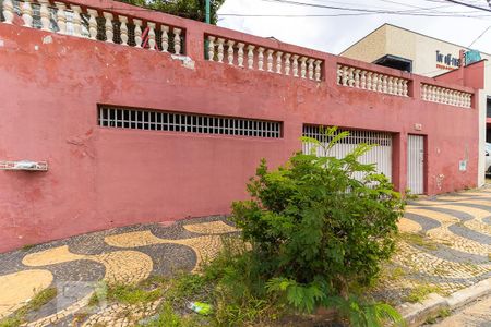 Casa para alugar com 214m², 4 quartos e 2 vagas Casa para alugar com 214m², 4 quartos e 2 vagasFachada