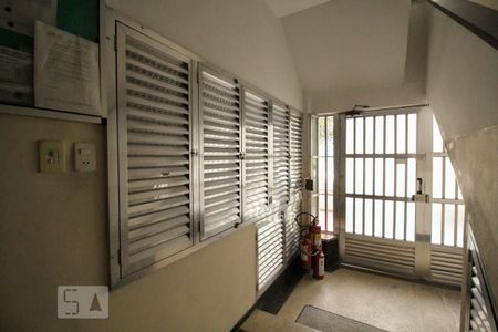Apartamento à venda com 72m², 2 quartos e sem vagaHall