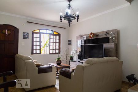 Sala de estar de casa à venda com 3 quartos, 125m² em Vila do Encontro, São Paulo
