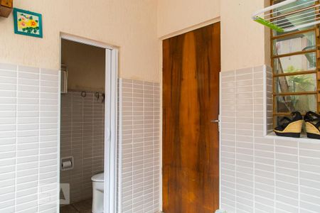 Casa à venda com 125m², 3 quartos e 2 vagas Casa à venda com 125m², 3 quartos e 2 vagasÁrea de serviço