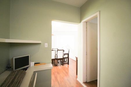 Apartamento à venda com 135m², 3 quartos e 1 vagaSala de TV