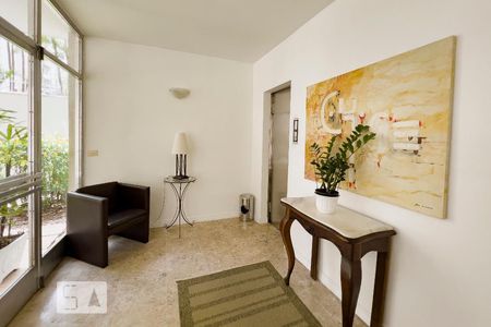 Hall de apartamento à venda com 3 quartos, 135m² em Itaim Bibi, São Paulo