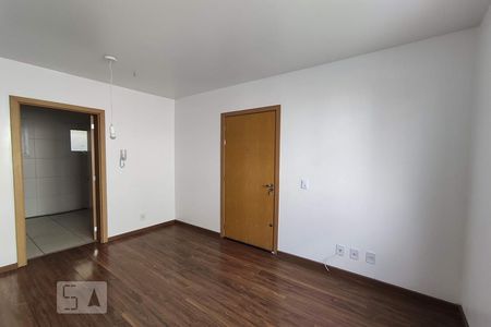 Sala de apartamento à venda com 2 quartos, 68m² em Industrial, Novo Hamburgo