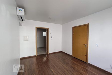 Sala de apartamento à venda com 2 quartos, 68m² em Industrial, Novo Hamburgo