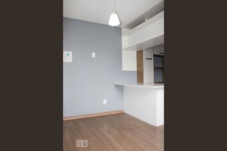 Sala de apartamento para alugar com 2 quartos, 40m² em Olaria, Canoas