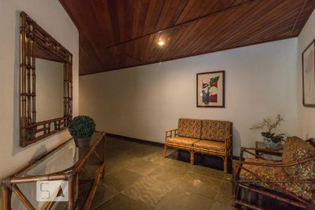 Studio para alugar com 30m², 1 quarto e 1 vagaHall de Entrada