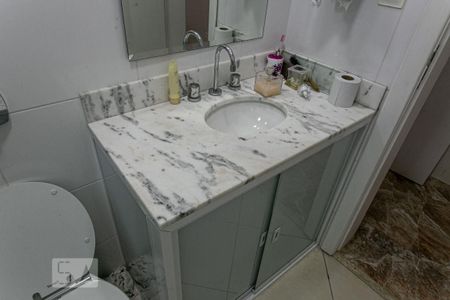 Casa de condomínio para alugar com 320m², 5 quartos e 3 vagas Casa de condomínio para alugar com 320m², 5 quartos e 3 vagasBanheiro da Suíte 5