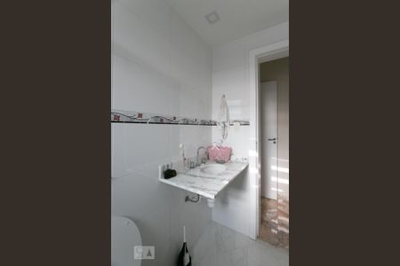 Casa de condomínio para alugar com 320m², 5 quartos e 3 vagas Casa de condomínio para alugar com 320m², 5 quartos e 3 vagasBanheiro Suíte 3