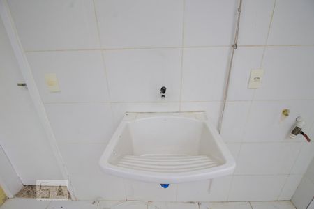 Casa de condomínio à venda com 160m², 3 quartos e 2 vagas Casa de condomínio à venda com 160m², 3 quartos e 2 vagasÁrea de Serviço