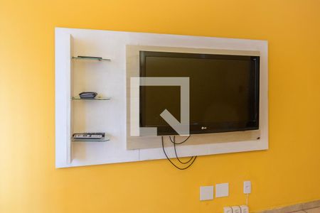 Sala - Rack e TV de apartamento à venda com 1 quarto, 51m² em Penha, Rio de Janeiro