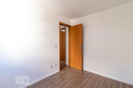 Quarto 1 de apartamento para alugar com 2 quartos, 44m² em Jardim Íris, São Paulo