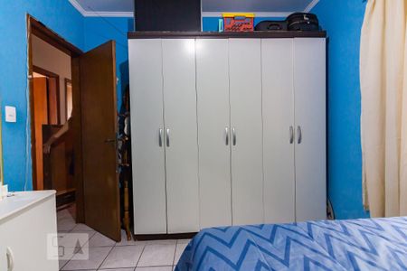 Casa à venda com 150m², 4 quartos e 3 vagas Casa à venda com 150m², 4 quartos e 3 vagasQuarto 2