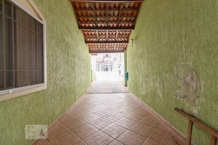 Casa à venda com 150m², 4 quartos e 3 vagas Casa à venda com 150m², 4 quartos e 3 vagasGaragem