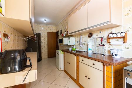 Casa à venda com 150m², 4 quartos e 3 vagas Casa à venda com 150m², 4 quartos e 3 vagasCozinha