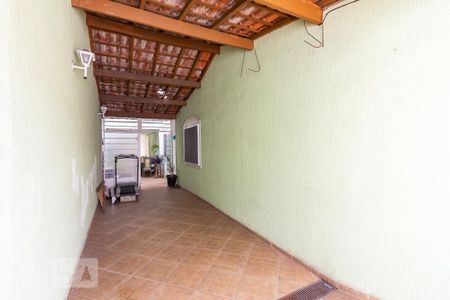 Casa à venda com 150m², 4 quartos e 3 vagas Casa à venda com 150m², 4 quartos e 3 vagasGaragem