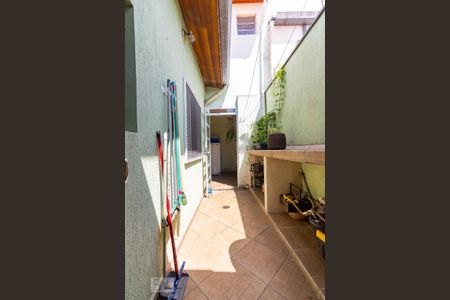 Casa à venda com 150m², 4 quartos e 3 vagas Casa à venda com 150m², 4 quartos e 3 vagasQuintal