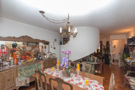 Sala de casa à venda com 3 quartos, 105m² em Chácara Santo Antônio (zona Sul), São Paulo