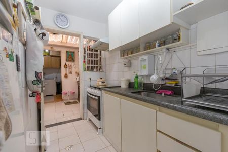 Casa à venda com 105m², 3 quartos e 2 vagasCozinha