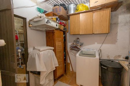 Casa à venda com 105m², 3 quartos e 2 vagasLavanderia