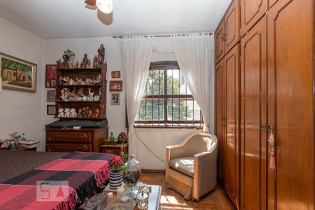 Casa à venda com 105m², 3 quartos e 2 vagasSuíte