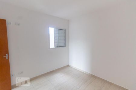 Quarto 1 de apartamento para alugar com 2 quartos, 48m² em Parque das Paineiras, São Paulo