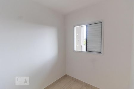 Quarto 2 de apartamento para alugar com 2 quartos, 48m² em Parque das Paineiras, São Paulo