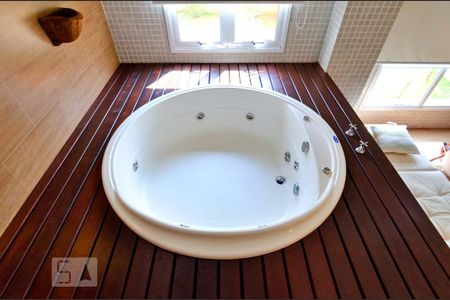 Apartamento para alugar com 74m², 2 quartos e 2 vagas Apartamento para alugar com 74m², 2 quartos e 2 vagasSpa