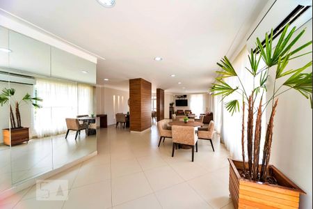 Apartamento para alugar com 74m², 2 quartos e 2 vagas Apartamento para alugar com 74m², 2 quartos e 2 vagasÁrea comum - Salão de festas