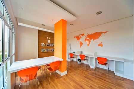 Apartamento para alugar com 74m², 2 quartos e 2 vagas Apartamento para alugar com 74m², 2 quartos e 2 vagasSala de Reunião