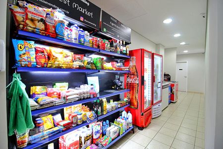 Apartamento para alugar com 74m², 2 quartos e 2 vagasMini Mercado