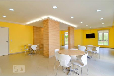Apartamento para alugar com 74m², 2 quartos e 2 vagas Apartamento para alugar com 74m², 2 quartos e 2 vagasÁrea comum - Salão de festas