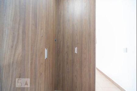 Apartamento para alugar com 74m², 2 quartos e 2 vagas Apartamento para alugar com 74m², 2 quartos e 2 vagasCloset do Quarto 2