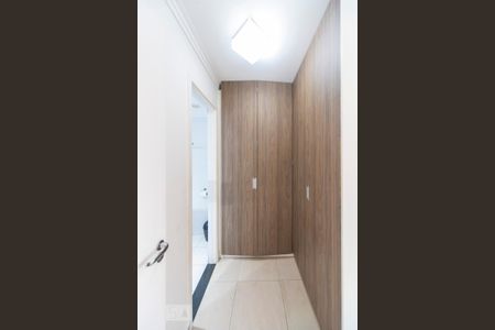 Apartamento para alugar com 74m², 2 quartos e 2 vagas Apartamento para alugar com 74m², 2 quartos e 2 vagasCloset do Quarto 2