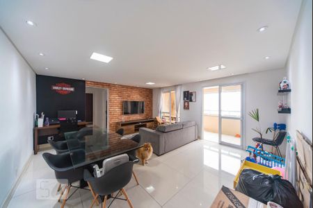 Sala de apartamento para alugar com 2 quartos, 74m² em Campestre, Santo André