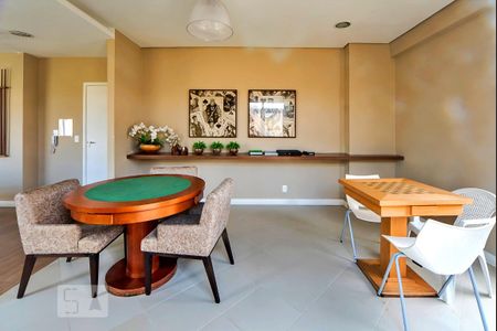 Apartamento para alugar com 74m², 2 quartos e 2 vagas Apartamento para alugar com 74m², 2 quartos e 2 vagasSala de Jogos