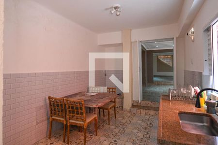 Cozinha de casa para alugar com 1 quarto, 100m² em Aclimação, São Paulo