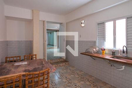 Cozinha de casa para alugar com 1 quarto, 100m² em Aclimação, São Paulo