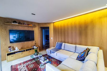 Sala de TV de apartamento à venda com 4 quartos, 289m² em Vila Morumbi, São Paulo