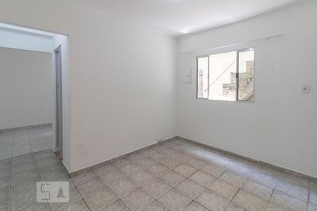 Sala de casa para alugar com 1 quarto, 45m² em Vila Sabrina, São Paulo