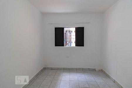 Quarto de casa para alugar com 1 quarto, 45m² em Vila Sabrina, São Paulo