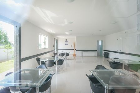 Apartamento para alugar com 42m², 2 quartos e 1 vaga Apartamento para alugar com 42m², 2 quartos e 1 vagaÁrea comum - Salão de festas